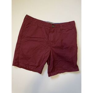Modern Amusement Casual Chino Shorts Men's Waist 34‎ Maroon Flat Front Cotton